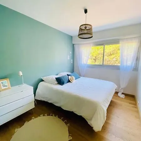 Les Faunes A Apartment