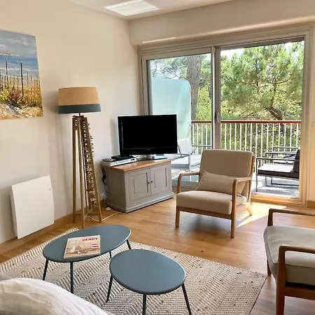 Les Faunes A Apartment